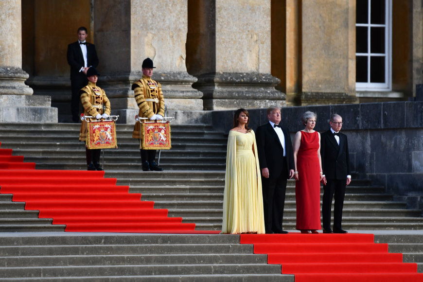   Photo of Vida Press / YAV President Donald Trump, First Lady Melania Trump, British Prime Minister Theresa May and her husband Phillip May 